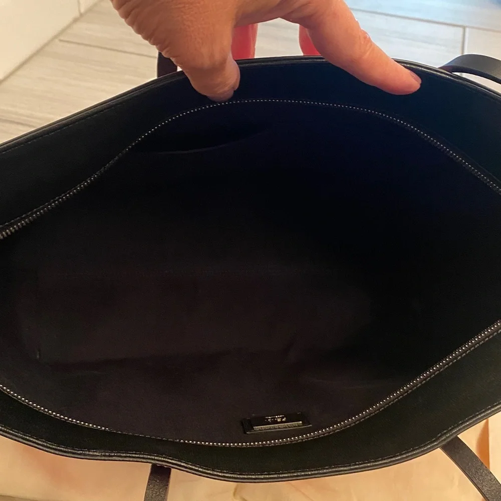 Fendi Monster Vitello Elite Cuojo Buggies roll tote Pink Tote with Black Accents - Picture 6 of 14